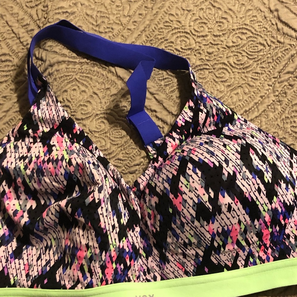 Workout items - Picture 3 of 9